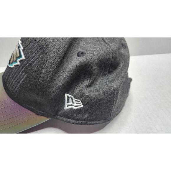 Philadelphia Eagles New Era Super Bowl LII Champions Hat - Color Changing Brim - Picture 6 of 10